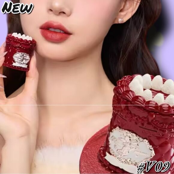 New Flower Knows Lipstick – Shade #V09 (Silk Red Velvet) - Picture 11 of 11